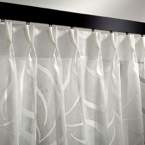 Vendita di tende da interno, esterno e tecniche, gazebo, pensiline ... Finestre con tende